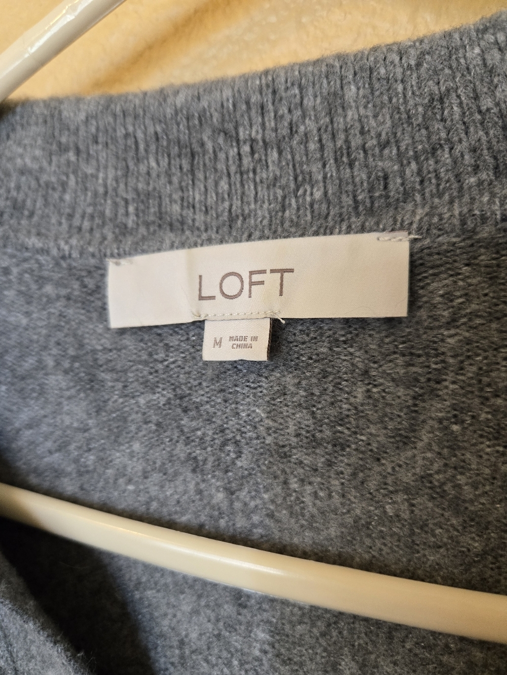 Collared V-neck Sweater - Picture 3 of 6